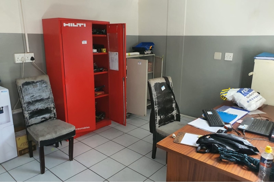 To Let commercial Property for Rent in North End Eastern Cape